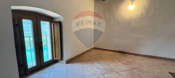 3 Schlafzimmer Wohnung in Barrea, Italy, Nr. 348160 48