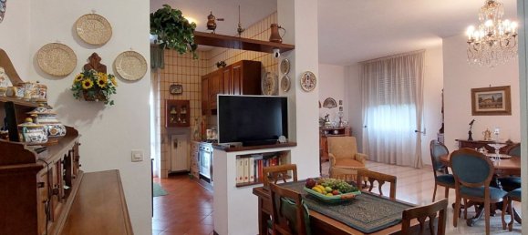 4 rooms Apartment in Terni, Italy No. 84967 4