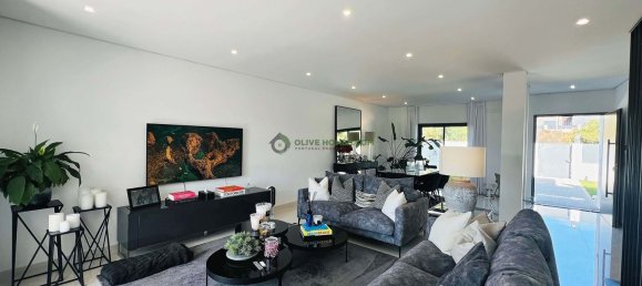 3 Schlafzimmer Haus in Quarteira, Portugal, Nr. 110350 6