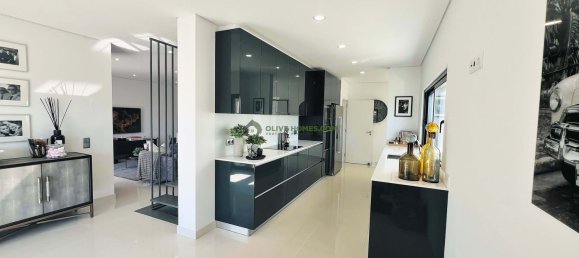 3 Schlafzimmer Haus in Quarteira, Portugal, Nr. 110350 43