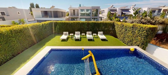 3 Schlafzimmer Haus in Quarteira, Portugal, Nr. 110350 32