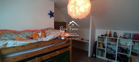 4 Schlafzimmer Haus in Loches, France, Nr. 89763 19