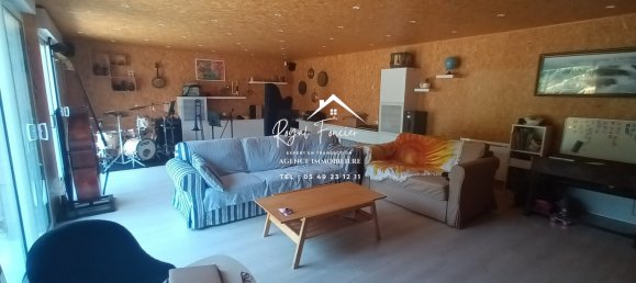 4 Schlafzimmer Haus in Loches, France, Nr. 89763 13