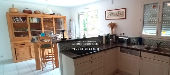 4 Schlafzimmer Haus in Loches, France, Nr. 89763 3