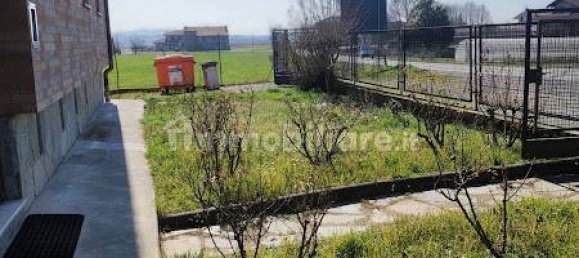 Apartamento de 3 dormitorios en Bollengo, Italy No. 89232 40