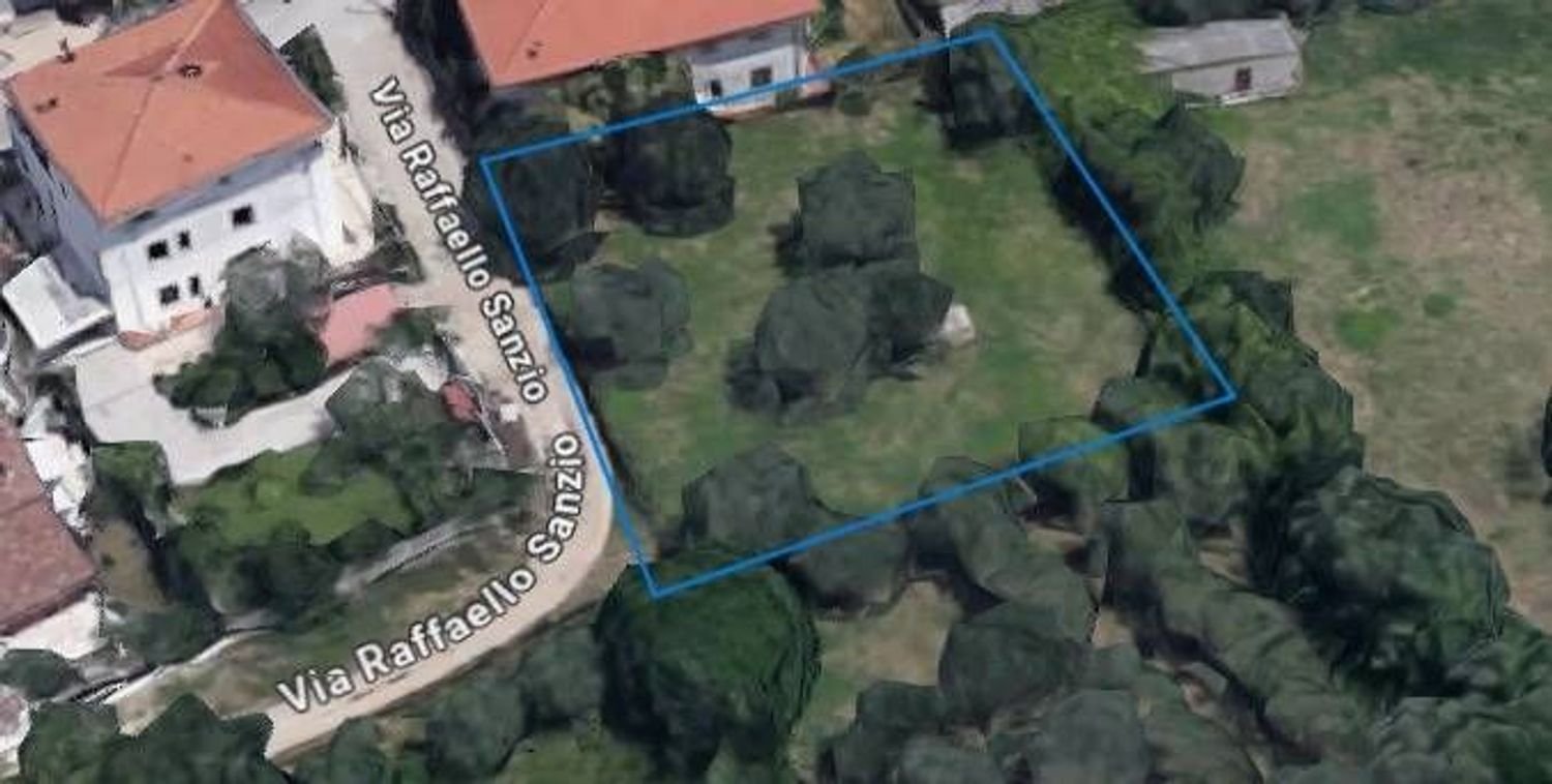  Land in Giulianova, Italy No. 342072