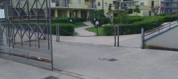 4 rooms Apartment in Santa Maria Capua Vetere, Italy No. 93384 9