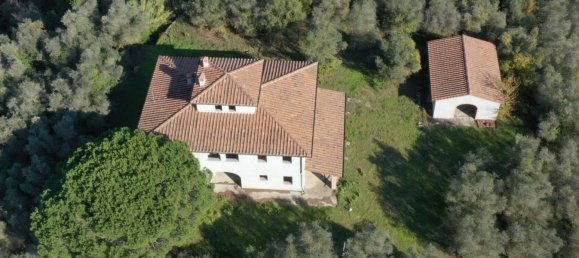 9 bedrooms House in Palaia, Italy No. 56894 2