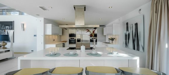 5 Schlafzimmer Villa in Marbella, Spain, Nr. 84324 9