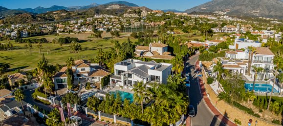 5 Schlafzimmer Villa in Marbella, Spain, Nr. 84324 25