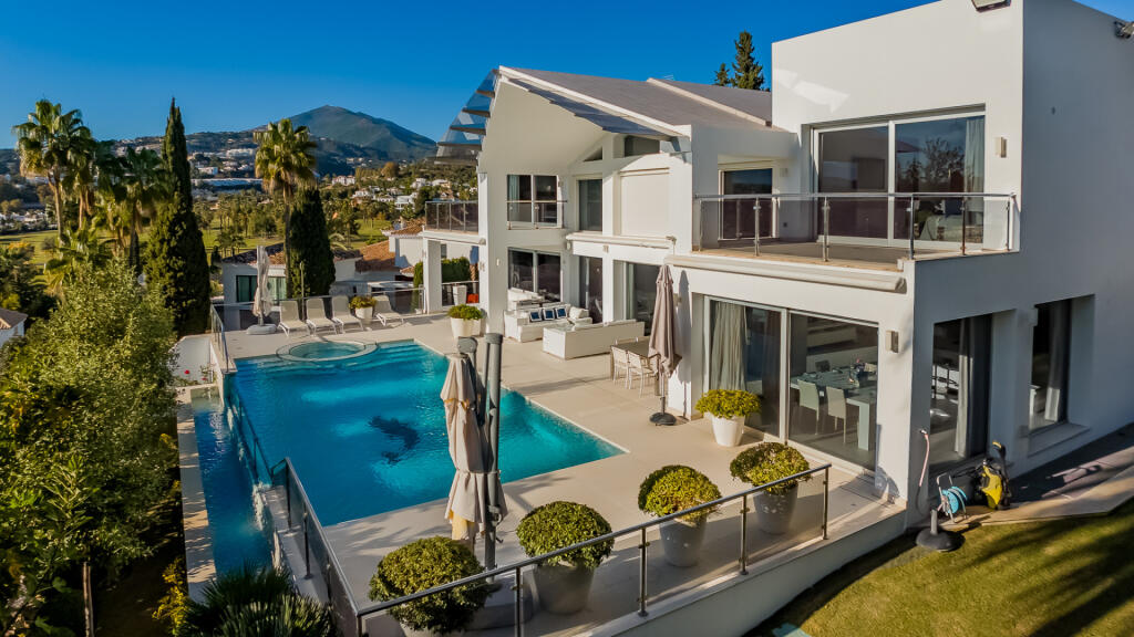 5 Schlafzimmer Villa in Marbella, Spain, Nr. 84324