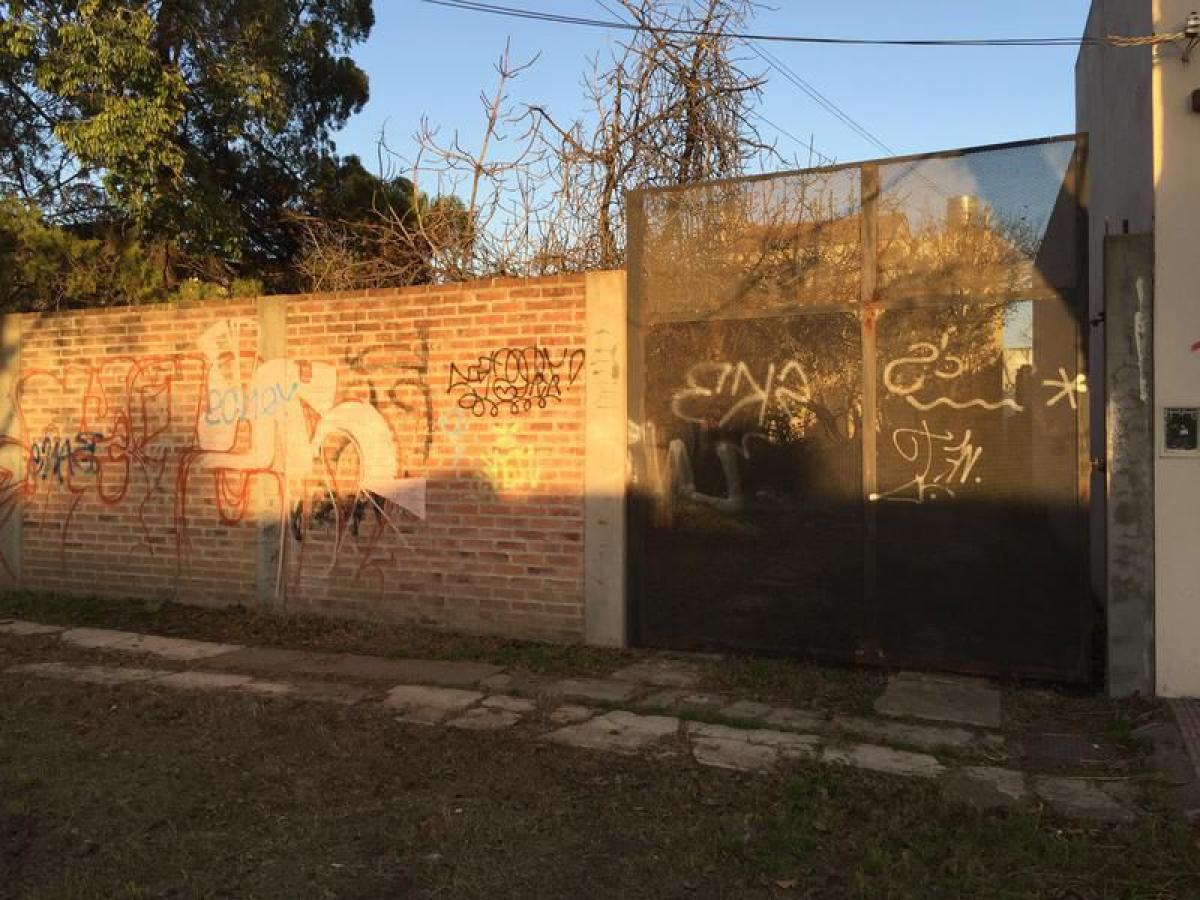  قطعة أرض في Lomas de Zamora, Argentina رقم 39881