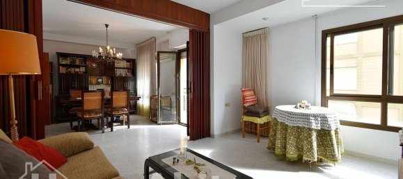 3 bedrooms Apartment in Valencia, Spain No. 31734 3