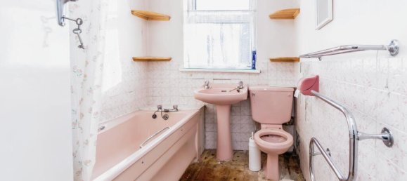 3 bedrooms House in Croydon, United Kingdom No. 8147 10