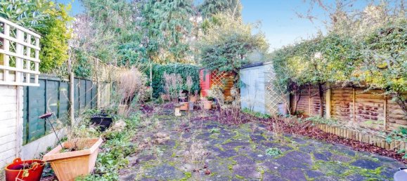 3 bedrooms House in Croydon, United Kingdom No. 8147 6