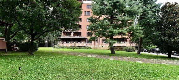 5 bedrooms Penthouse in Vedano al Lambro, Italy No. 264991 6