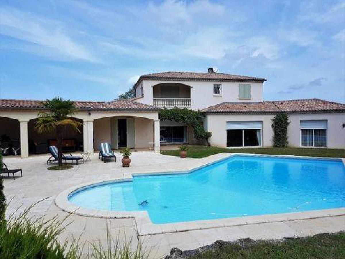 3 bedrooms House in Casteljaloux, France No. 9251