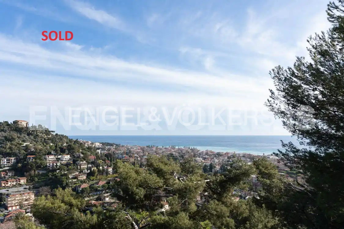 2 chambres Appartement à Bordighera, Italy No. 127148