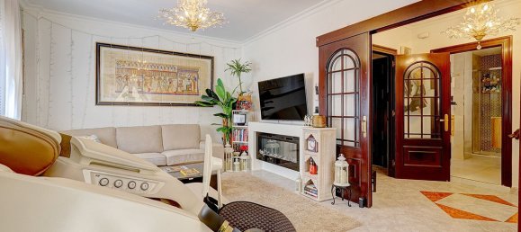 Apartamento de 5 dormitorios en Málaga, Spain No. 137302 7