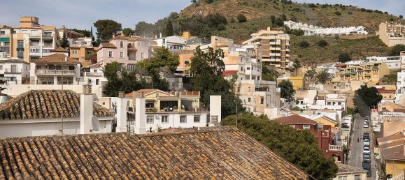 Apartamento de 5 dormitorios en Málaga, Spain No. 137302 5