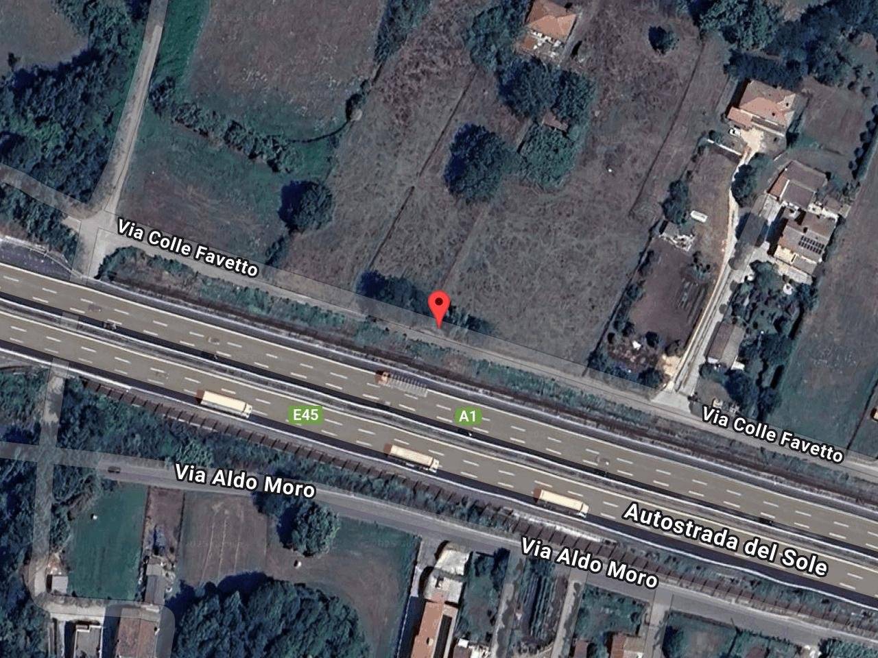 Apartamento de 4 dormitorios en Valmontone, Italy No. 101382