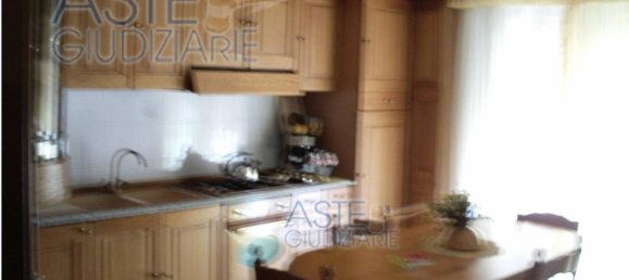 Apartamento de 4 dormitorios en Valmontone, Italy No. 101382 35