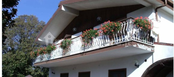 Apartamento de 4 dormitorios en Valmontone, Italy No. 101382 17