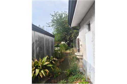 2 bedrooms House in Campegine, Italy No. 275953