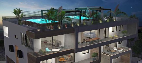 3 bedrooms Apartment in Limassol, Cyprus No. 21273 2