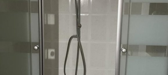 Apartamento de 3 dormitorios en Cocentaina, Spain No. 99940 10