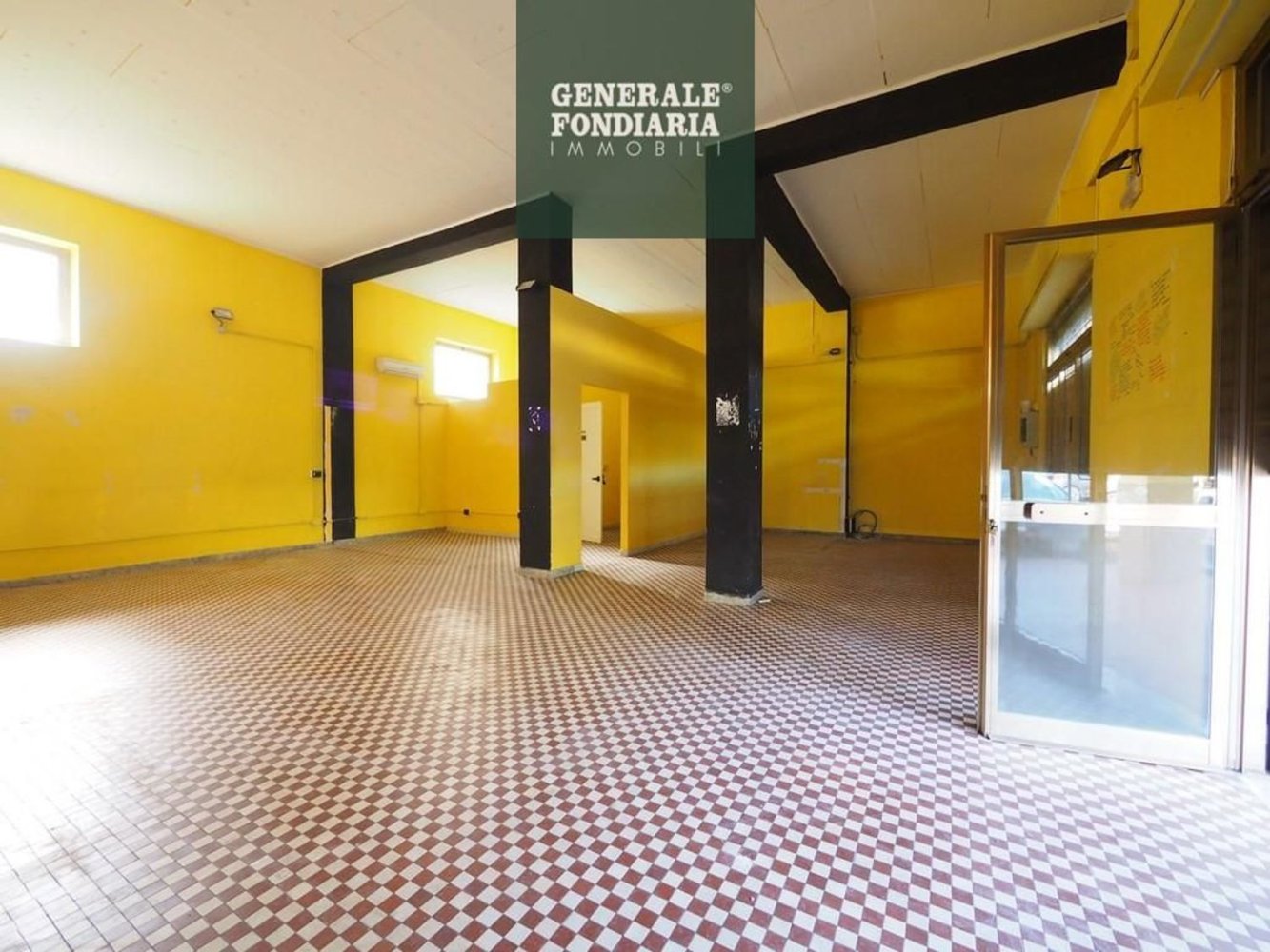 Коммерческая недвижимость 90м² в Болано, Италия № 149572