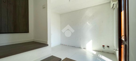 3 bedrooms House in Piadena Drizzona, Italy No. 59715 2