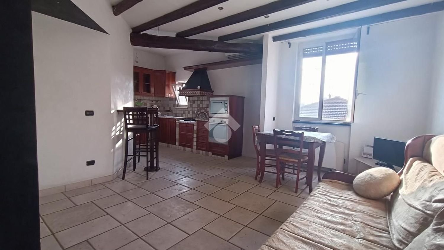 3غرفة شقة في Rho, Italy رقم 90761