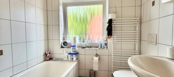 Casa de 4 habitaciónes en Heinsberg, Germany No. 326845 11