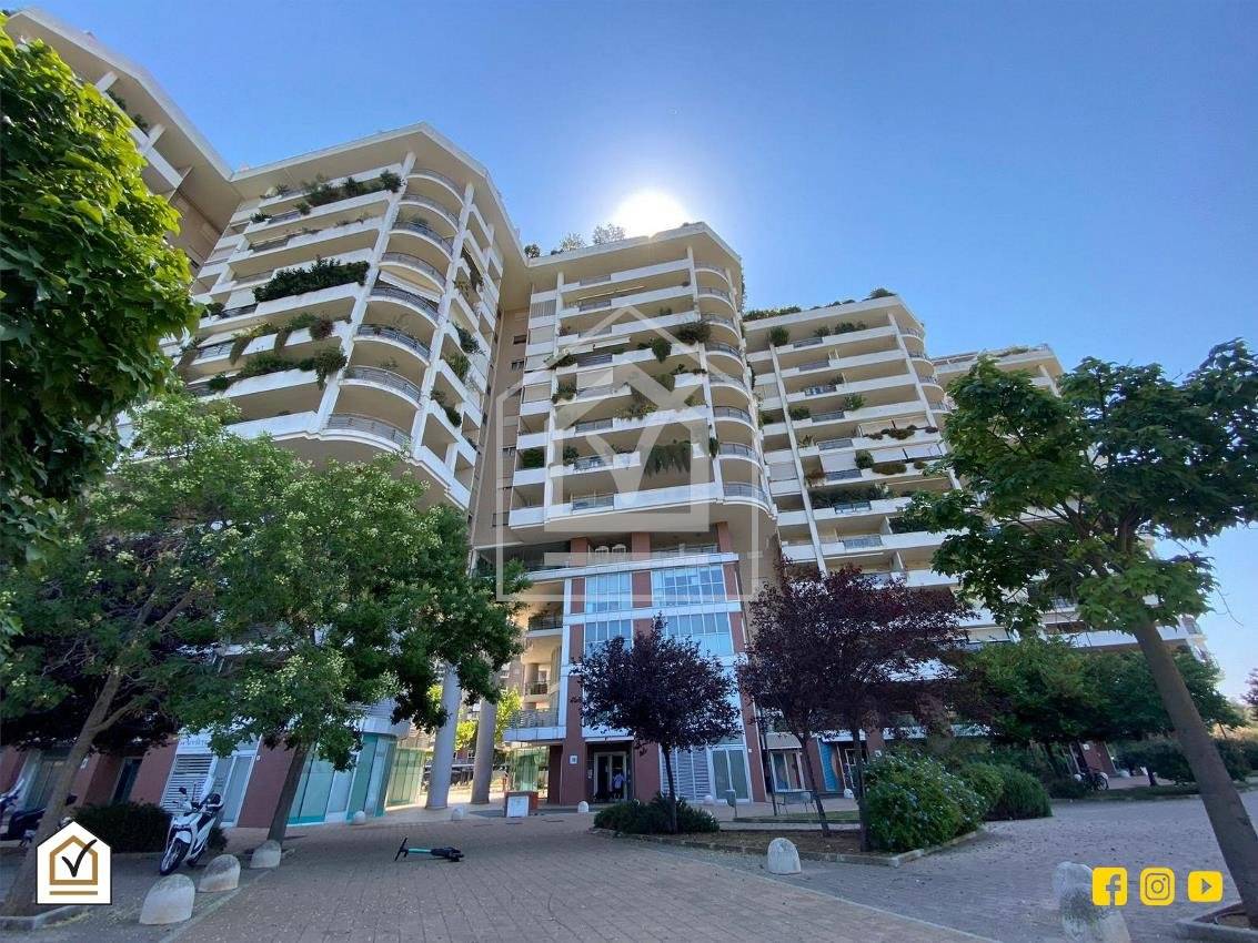 2 bedrooms Apartment in Bari, Italy No. 397606