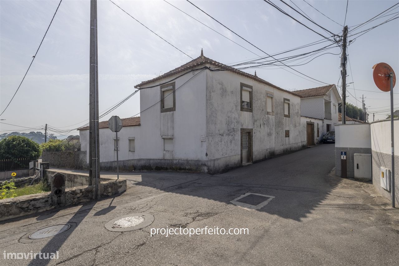 9 bedrooms House in Lourosa, Portugal No. 333217