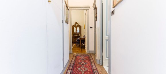 6 bedrooms Apartment in Genoa, Italy No. 352321 9