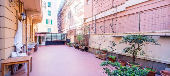 6 bedrooms Apartment in Genoa, Italy No. 352321 3