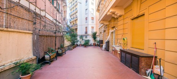 6 bedrooms Apartment in Genoa, Italy No. 352321 5