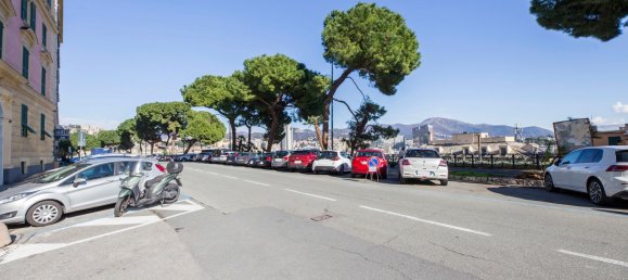 6 bedrooms Apartment in Genoa, Italy No. 352321 30