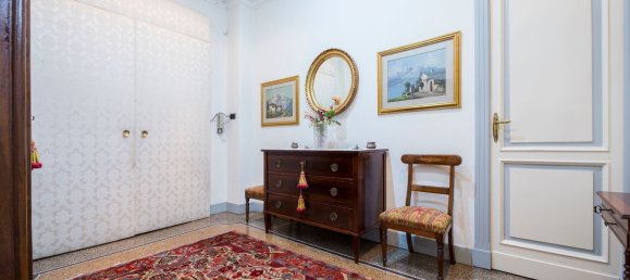 6 bedrooms Apartment in Genoa, Italy No. 352321 8