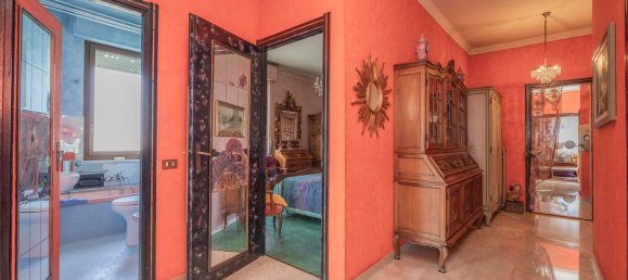 4 bedrooms Apartment in Turin, Italy No. 326855 9