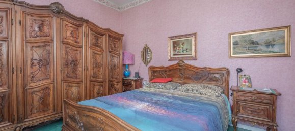 4 bedrooms Apartment in Turin, Italy No. 326855 16