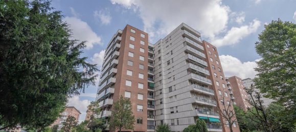 4 bedrooms Apartment in Turin, Italy No. 326855 4