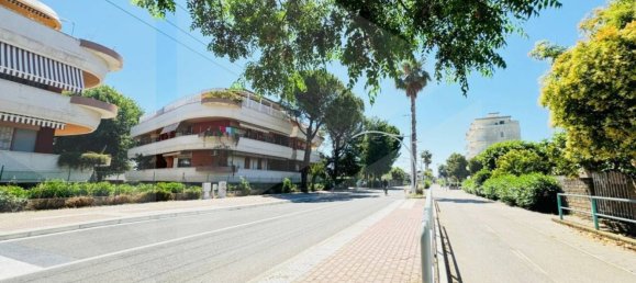 4 rooms Apartment in Pescara, Italy No. 26937 3