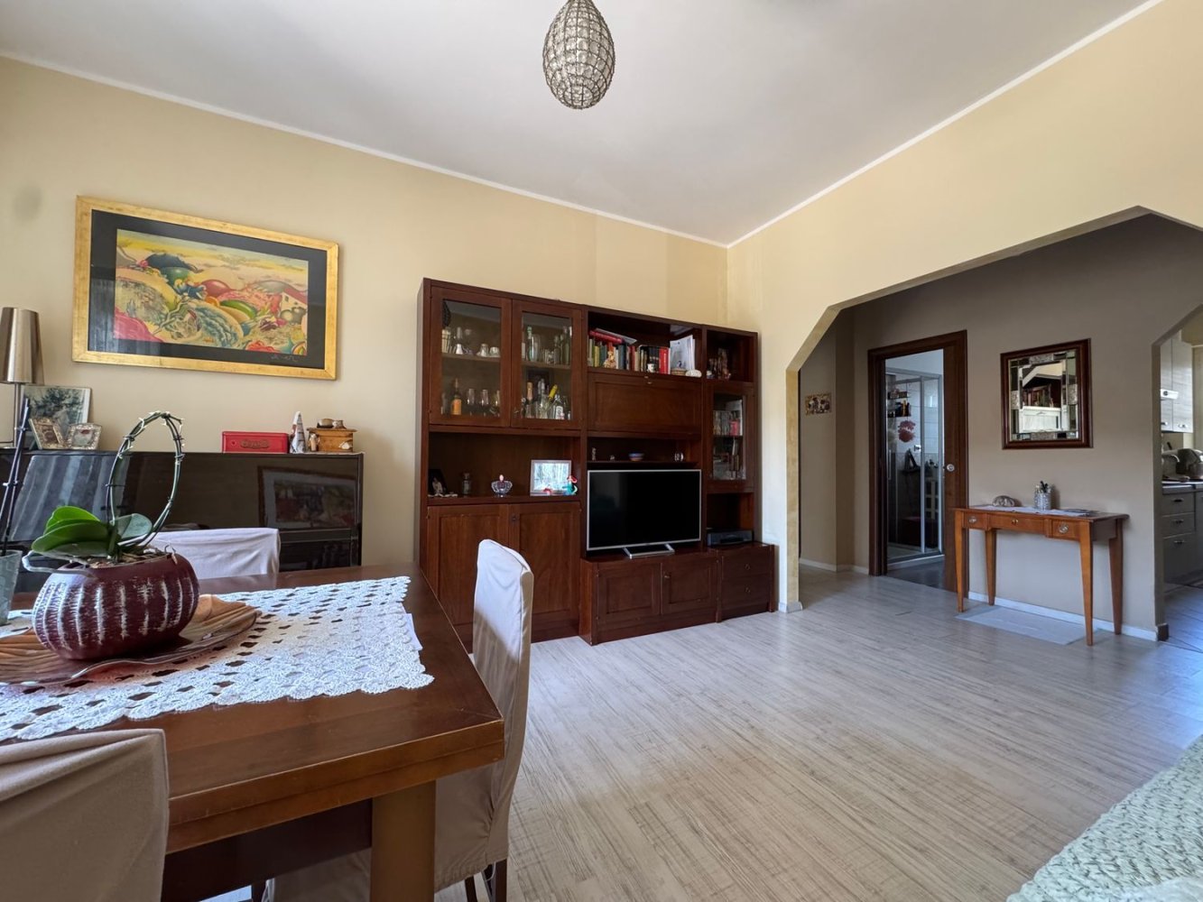 4 rooms Apartment in Pescara, Italy No. 26937