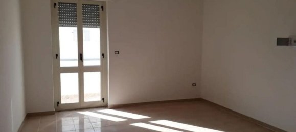 3 Schlafzimmer Wohnung in Ugento, Italy, Nr. 369813 12