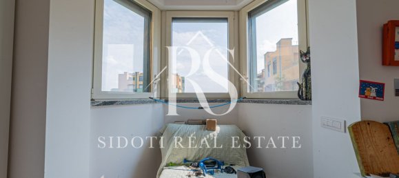 6-salle Appartement à Pioltello, Italy No. 2566 26