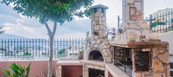 7 Schlafzimmer Gewerbliche Immobilien in Gazi, Greece, Nr. 5889 9