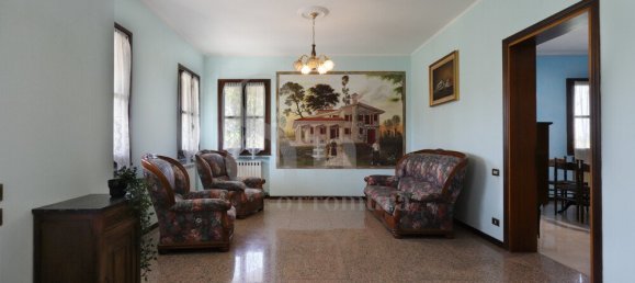 4 bedrooms Villa in Pontelongo, Italy No. 276951 2